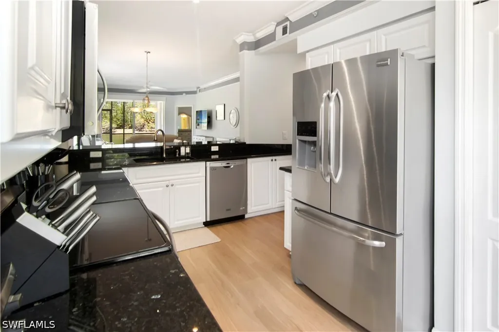 7515 Stoneybrook Drive Naples FL 34112