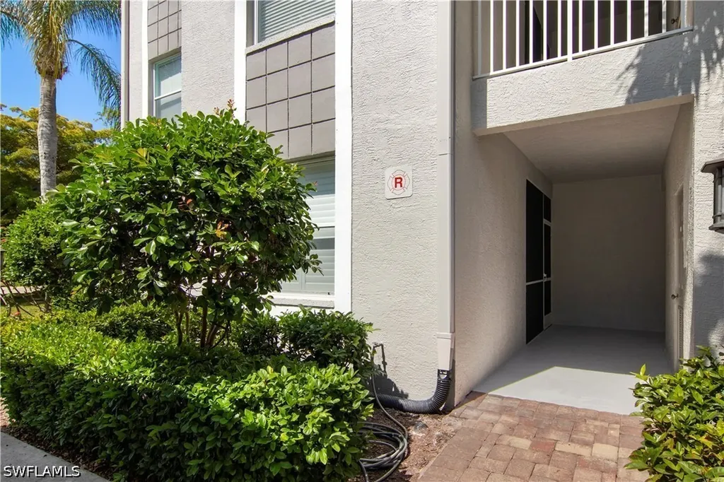 7515 Stoneybrook Drive Naples FL 34112