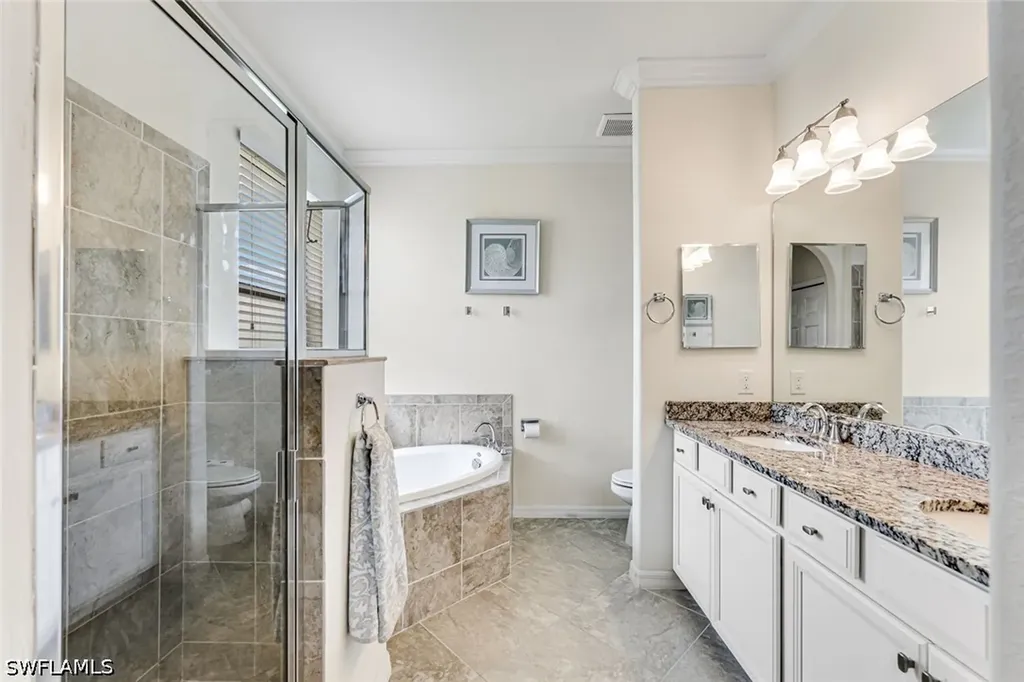 1427 Oceania Drive S Naples FL 34113