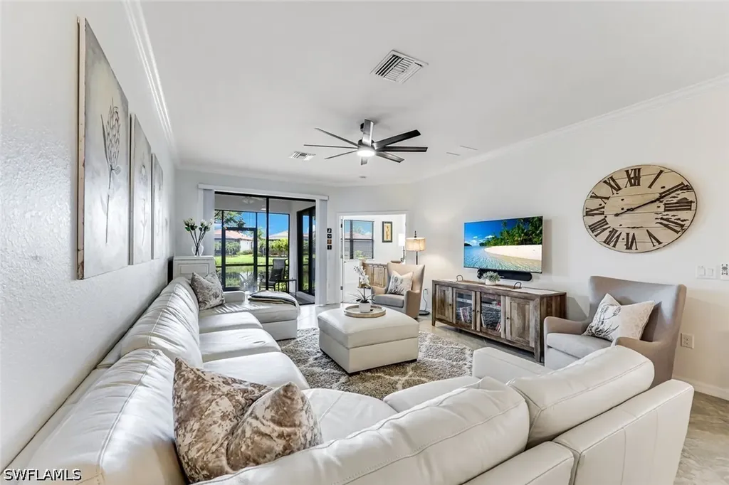 1427 Oceania Drive S Naples FL 34113