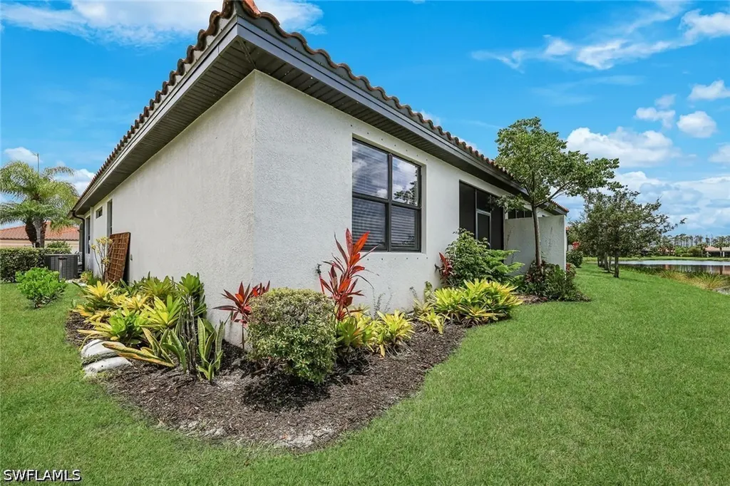 1427 Oceania Drive S Naples FL 34113