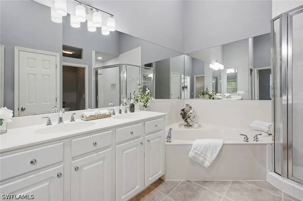 8380 Big Acorn Circle Naples FL 34119