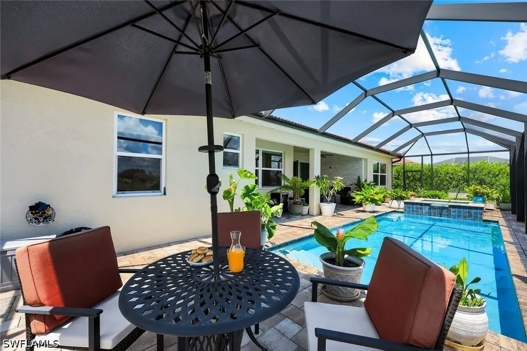 18725 Lake Hammock Drive Naples FL 34114