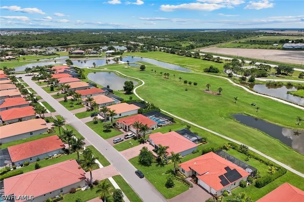 18725 Lake Hammock Drive Naples FL 34114