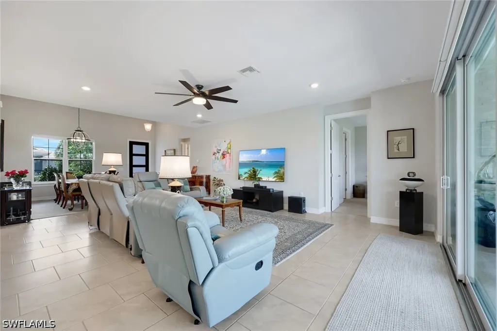 18725 Lake Hammock Drive Naples FL 34114