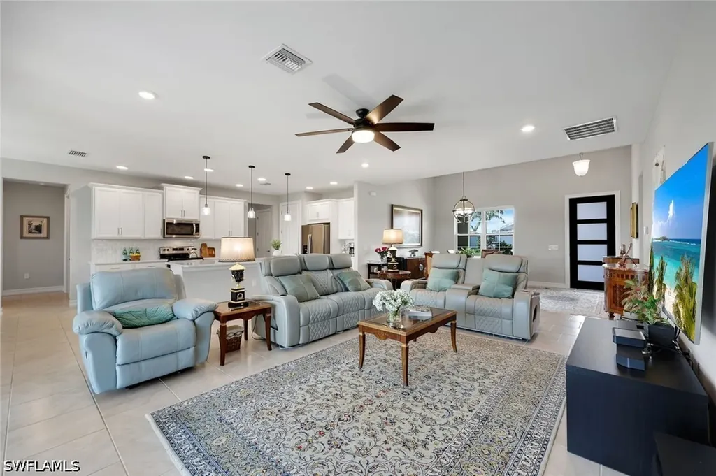18725 Lake Hammock Drive Naples FL 34114