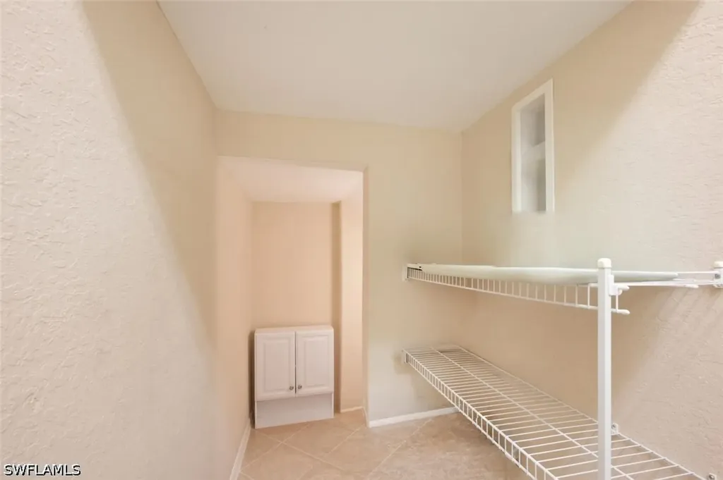 7631 Bristol Circle Naples FL 34120