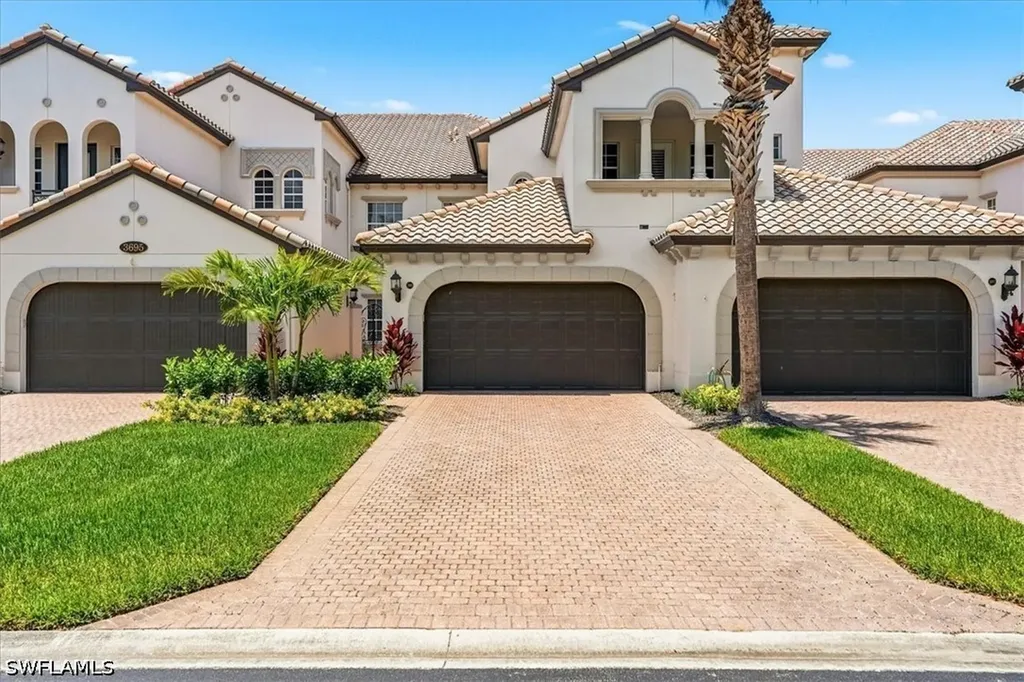 3695 Montreux Lane Naples FL 34114