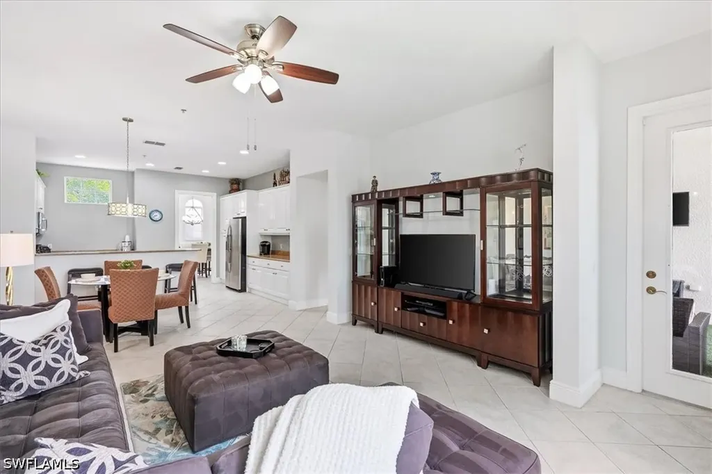 3695 Montreux Lane Naples FL 34114