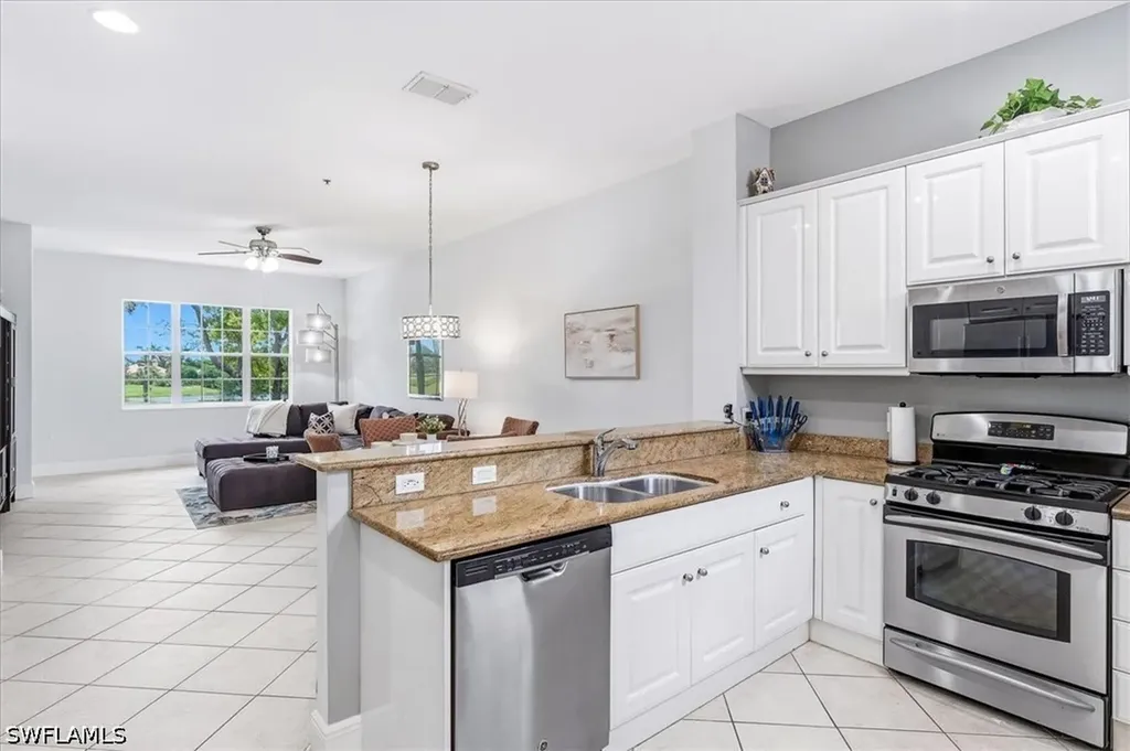 3695 Montreux Lane Naples FL 34114