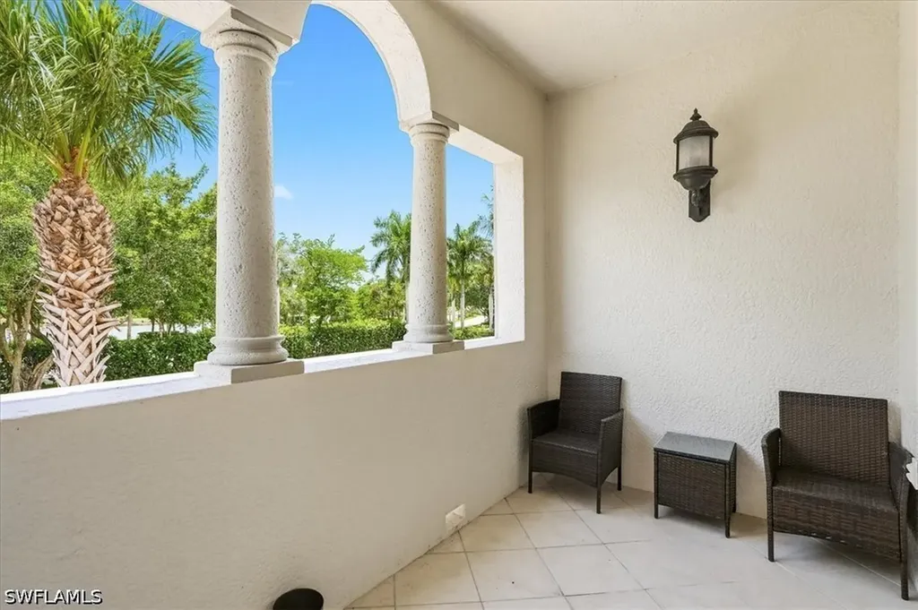 3695 Montreux Lane Naples FL 34114