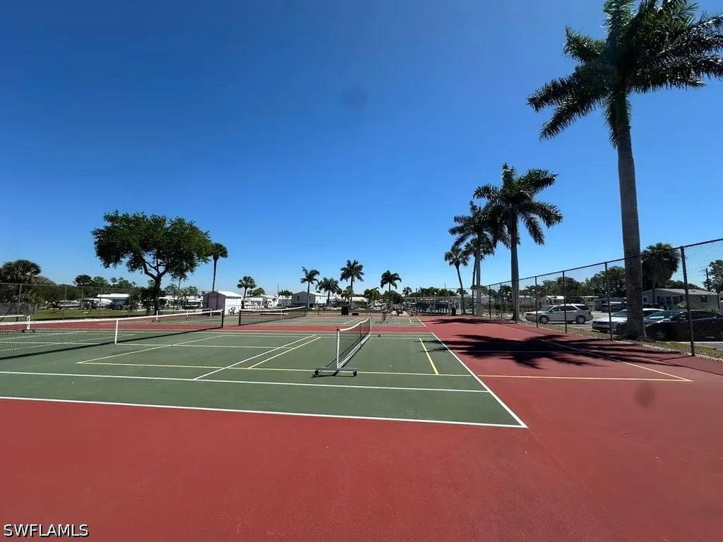 16 Jade Drive Naples FL 34114