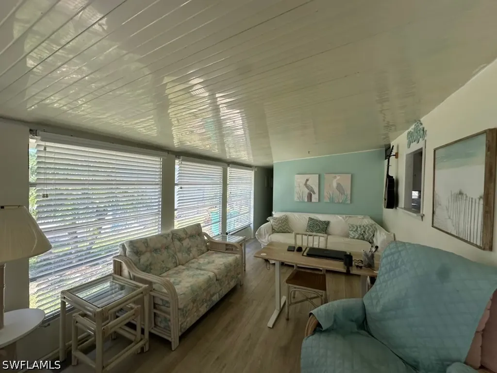 16 Jade Drive Naples FL 34114