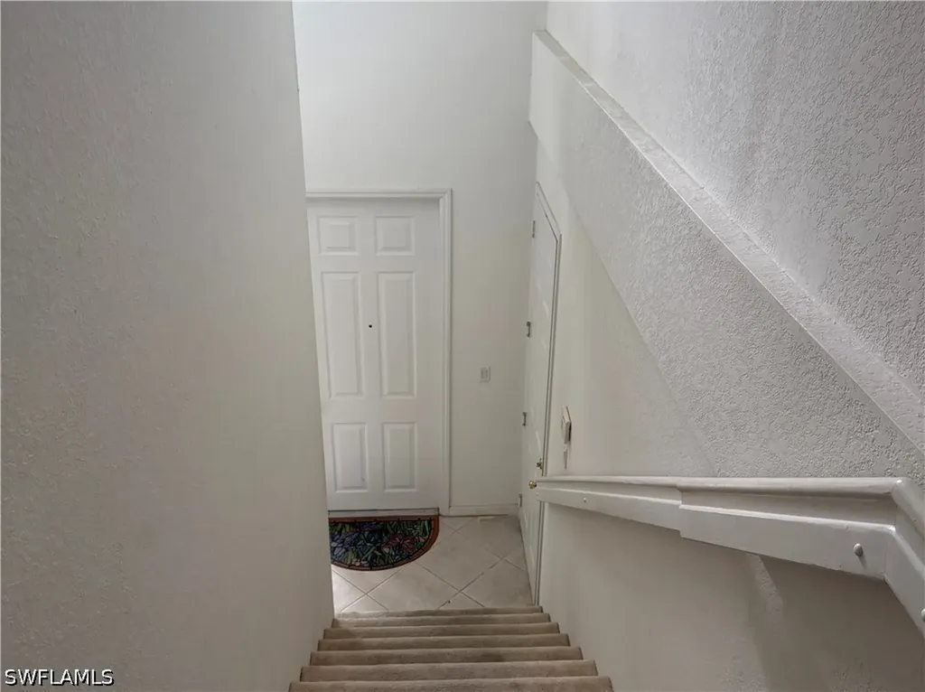 1305 Mariposa Circle Naples FL 34105