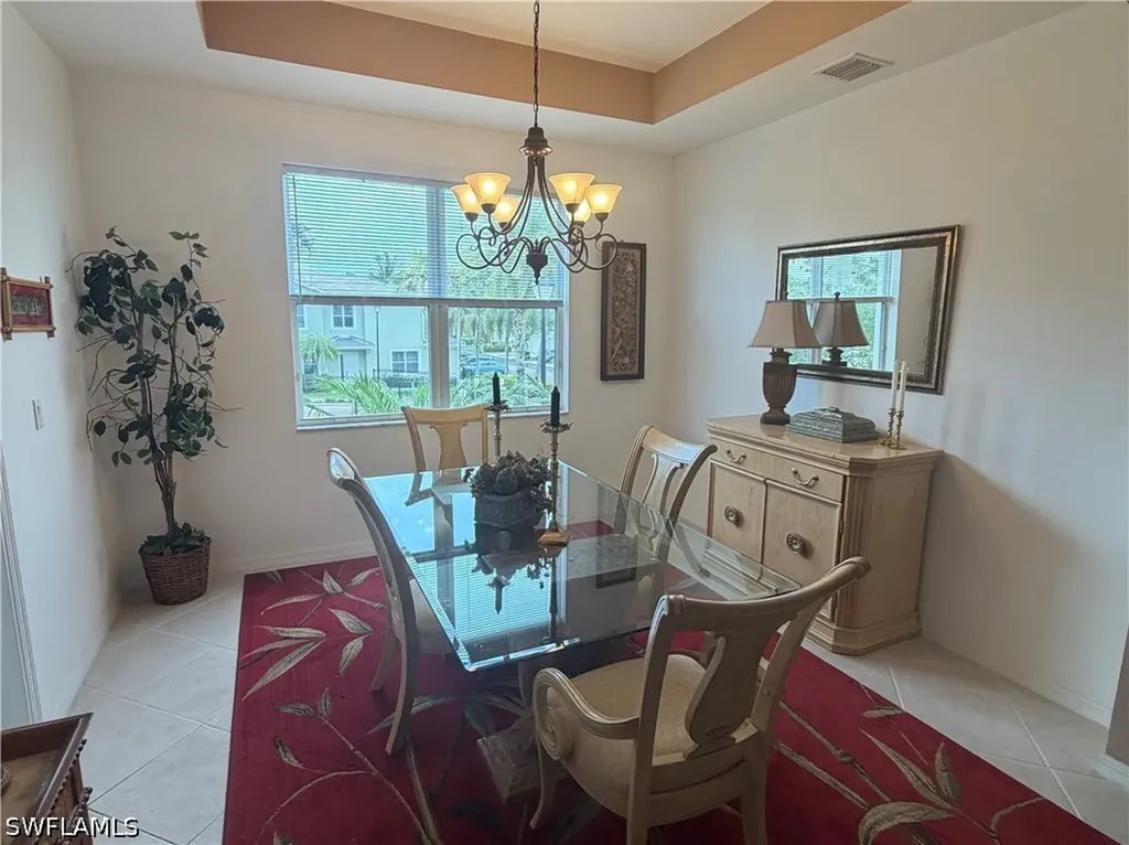 1305 Mariposa Circle Naples FL 34105