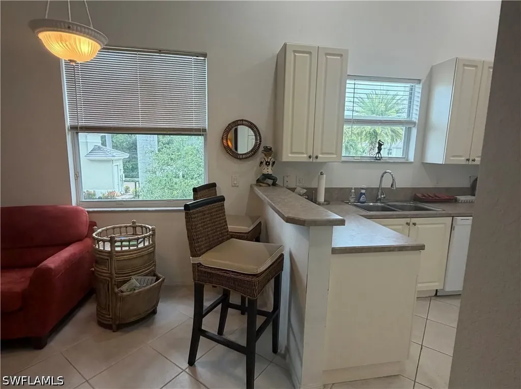 1305 Mariposa Circle Naples FL 34105