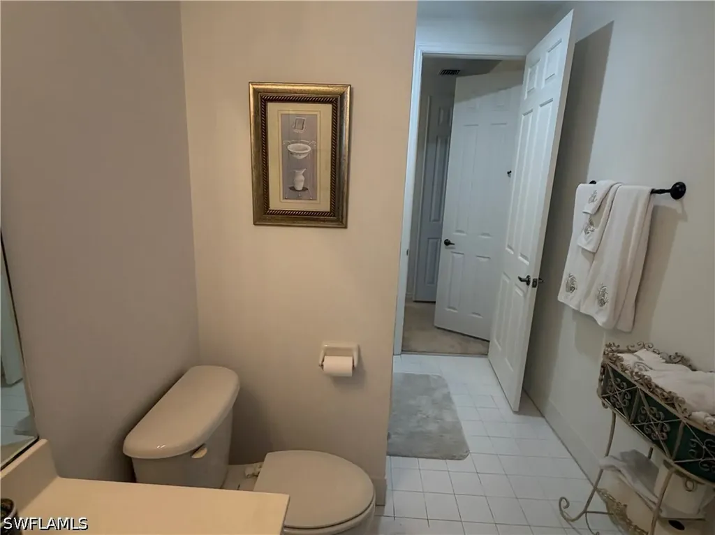 1305 Mariposa Circle Naples FL 34105