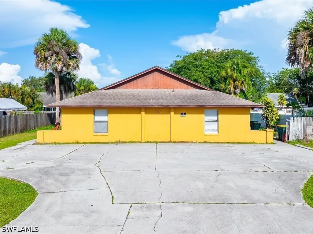 1721 46th Terrace SW Naples FL 34116