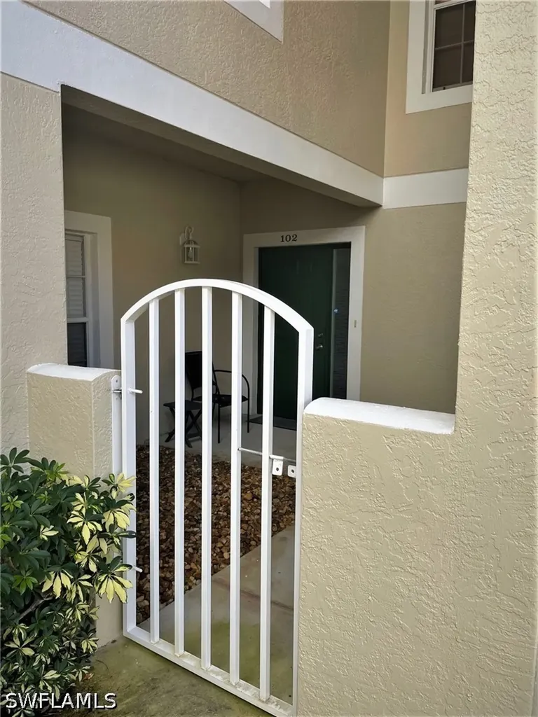 5135 Cobble Creek Court Naples FL 34110