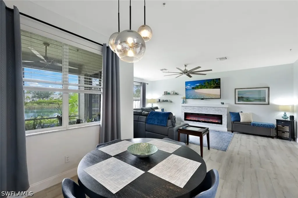 1430 Mariposa Circle Naples FL 34105