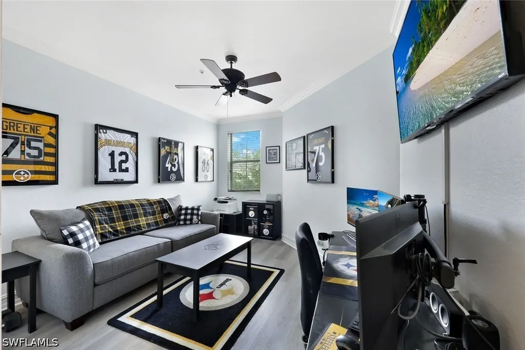 1430 Mariposa Circle Naples FL 34105