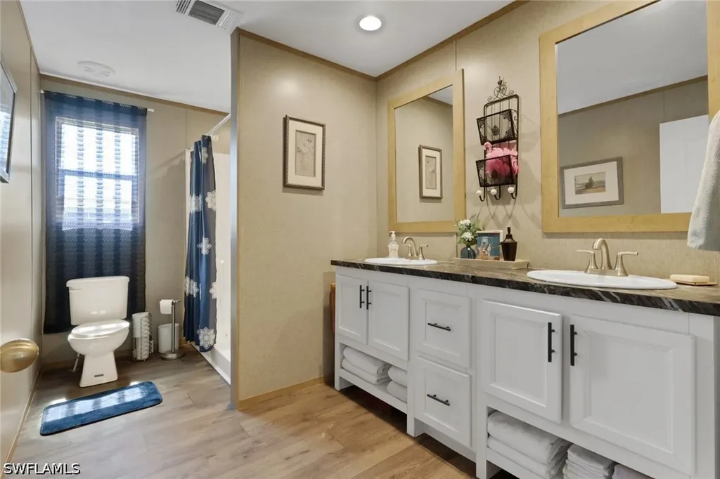 372 Santa Fe Trail North Fort Myers FL 33917