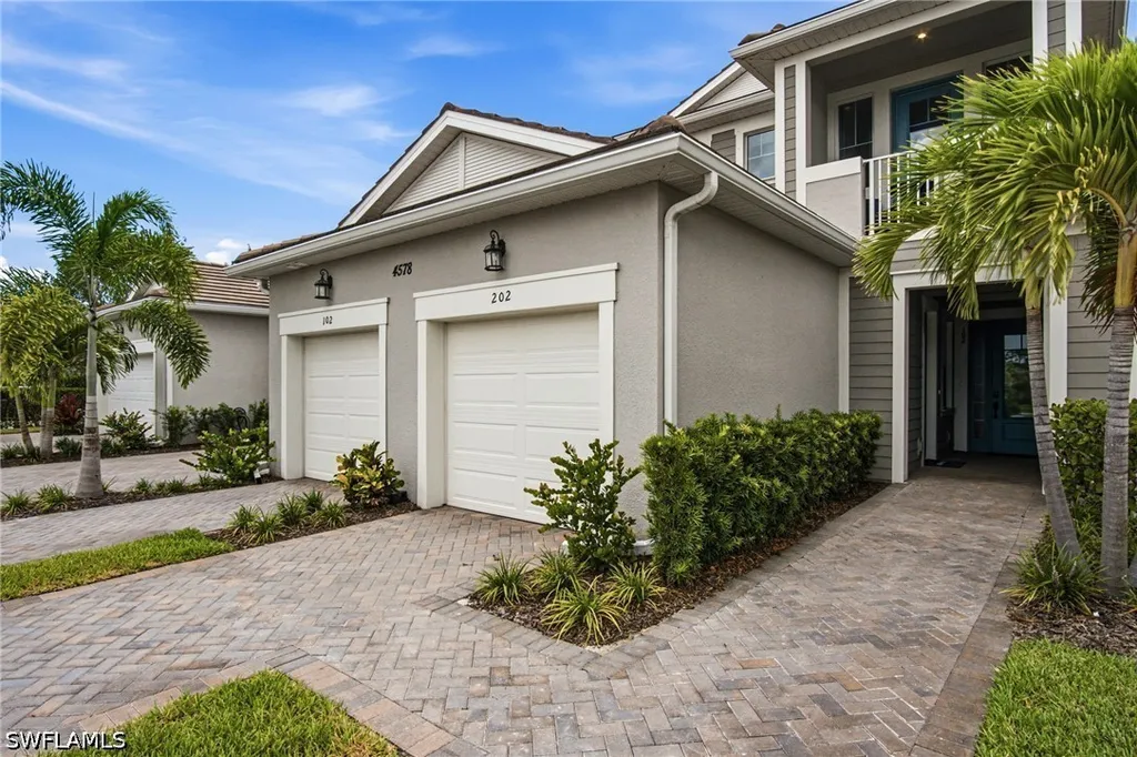 4578 Arboretum Circle Naples FL 34112