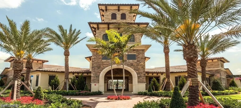 9353 Glenforest Drive Naples FL 34120