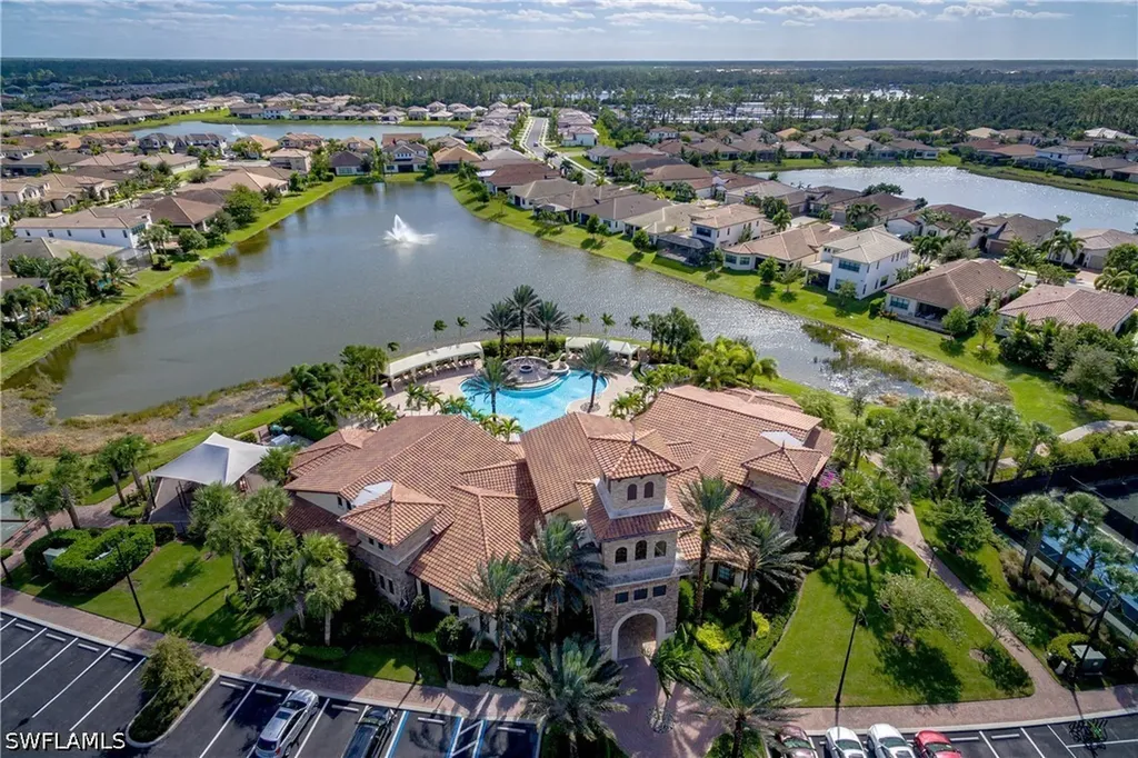 9353 Glenforest Drive Naples FL 34120