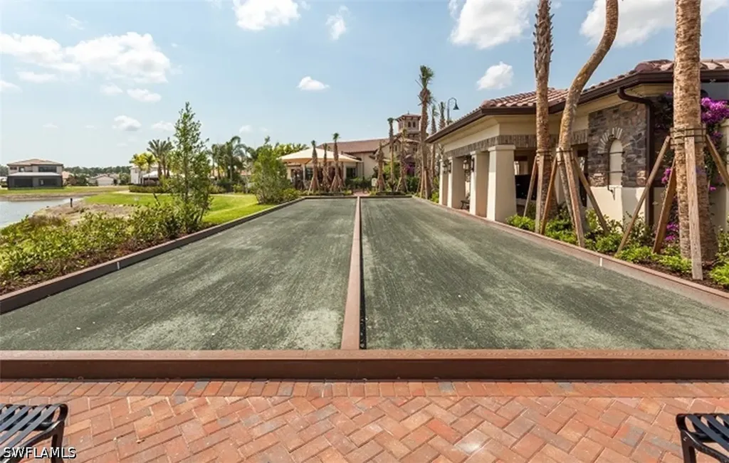 9353 Glenforest Drive Naples FL 34120