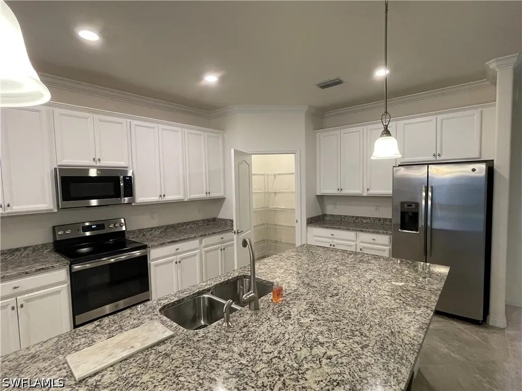 9353 Glenforest Drive Naples FL 34120