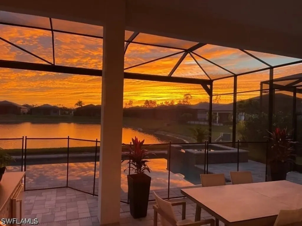 3725 Sapphire Cove Circle E Naples FL 34114
