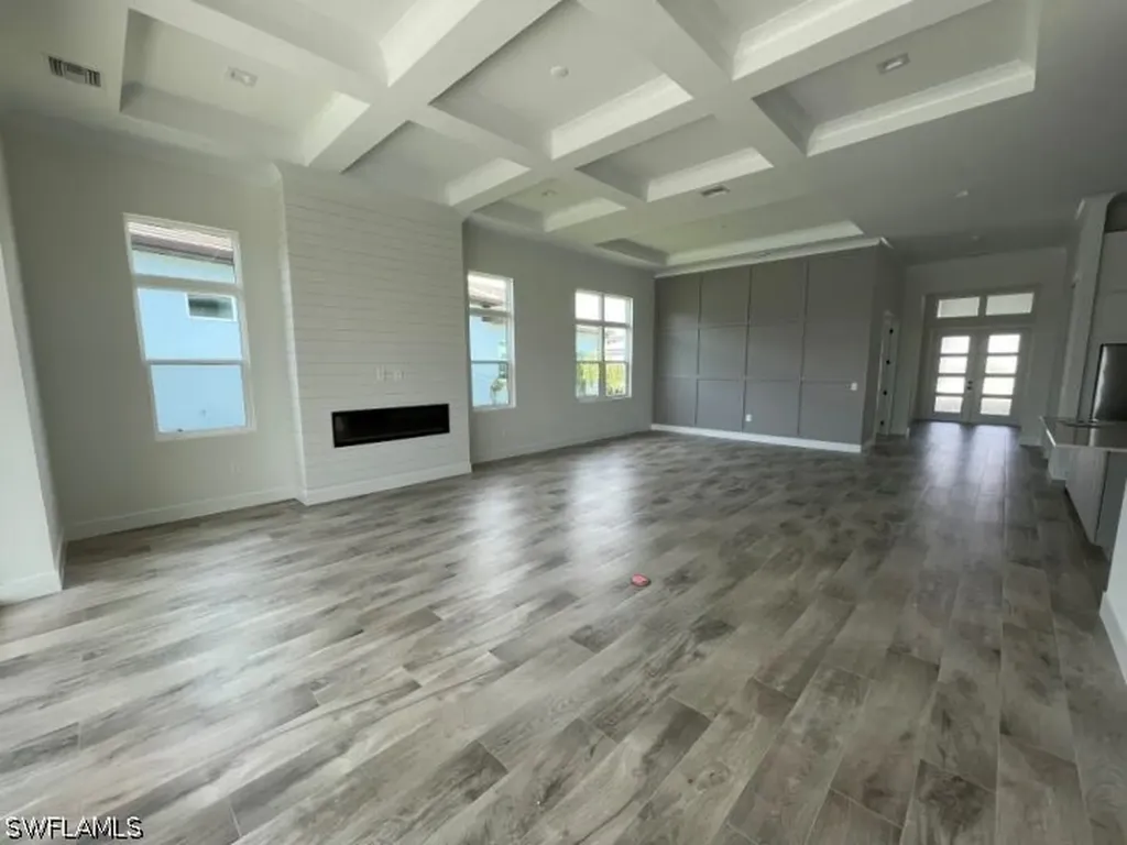 3725 Sapphire Cove Circle E Naples FL 34114