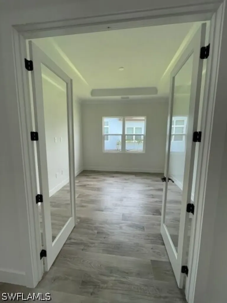 3725 Sapphire Cove Circle E Naples FL 34114