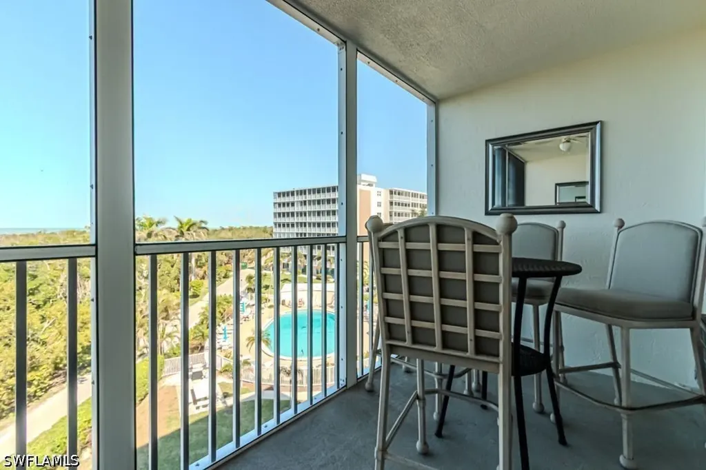 1 Bluebill Avenue Naples FL 34108