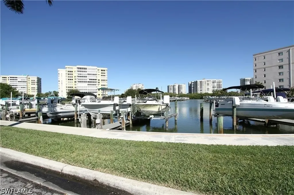 1 Bluebill Avenue Naples FL 34108
