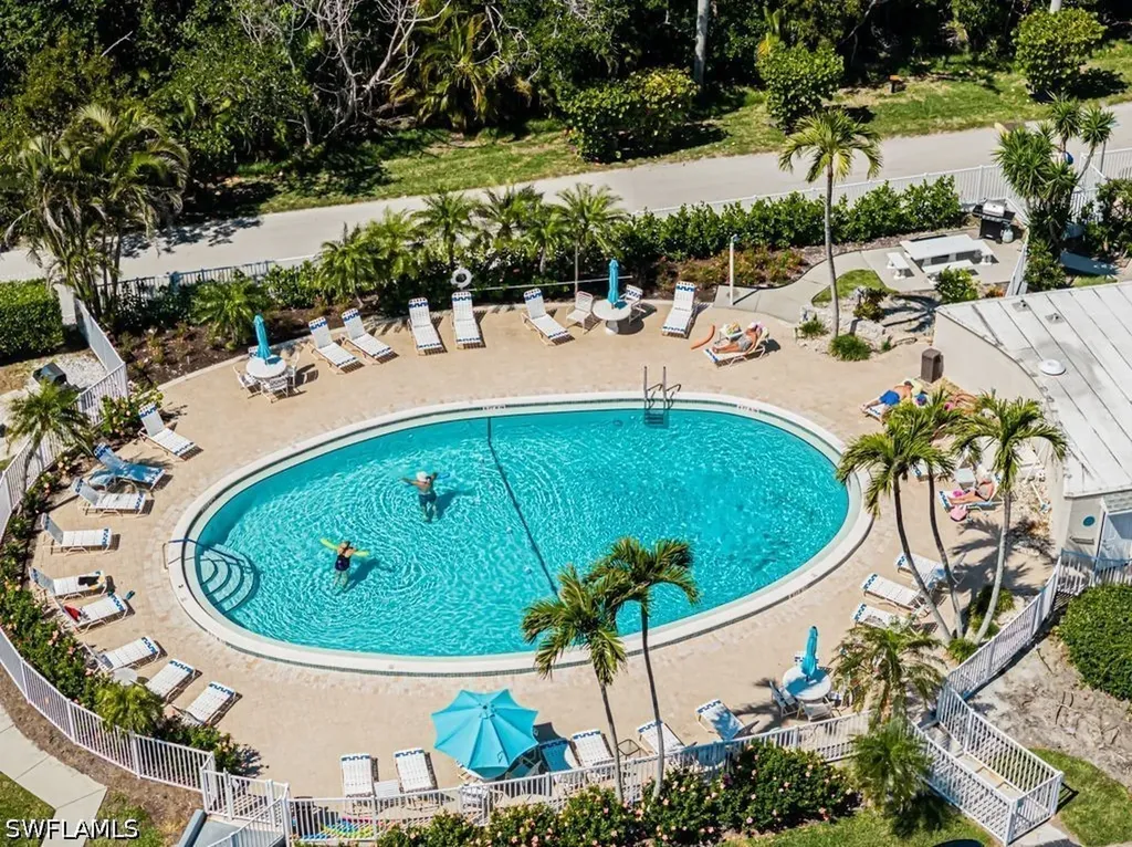1 Bluebill Avenue Naples FL 34108