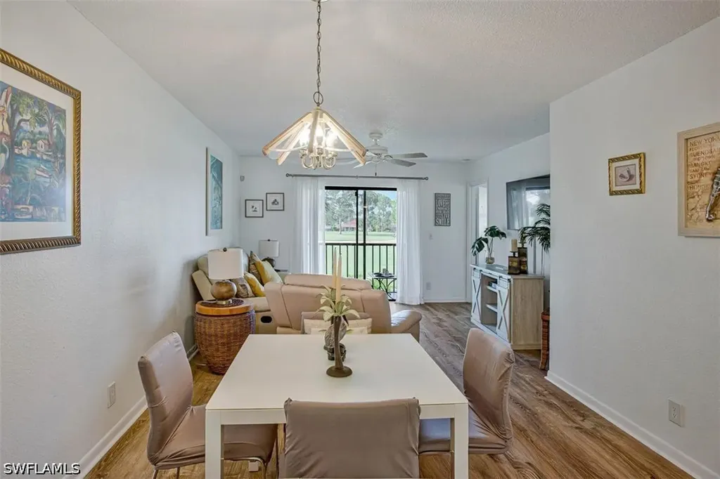 Naples FL, 4358 27TH Court SW, Unit 206