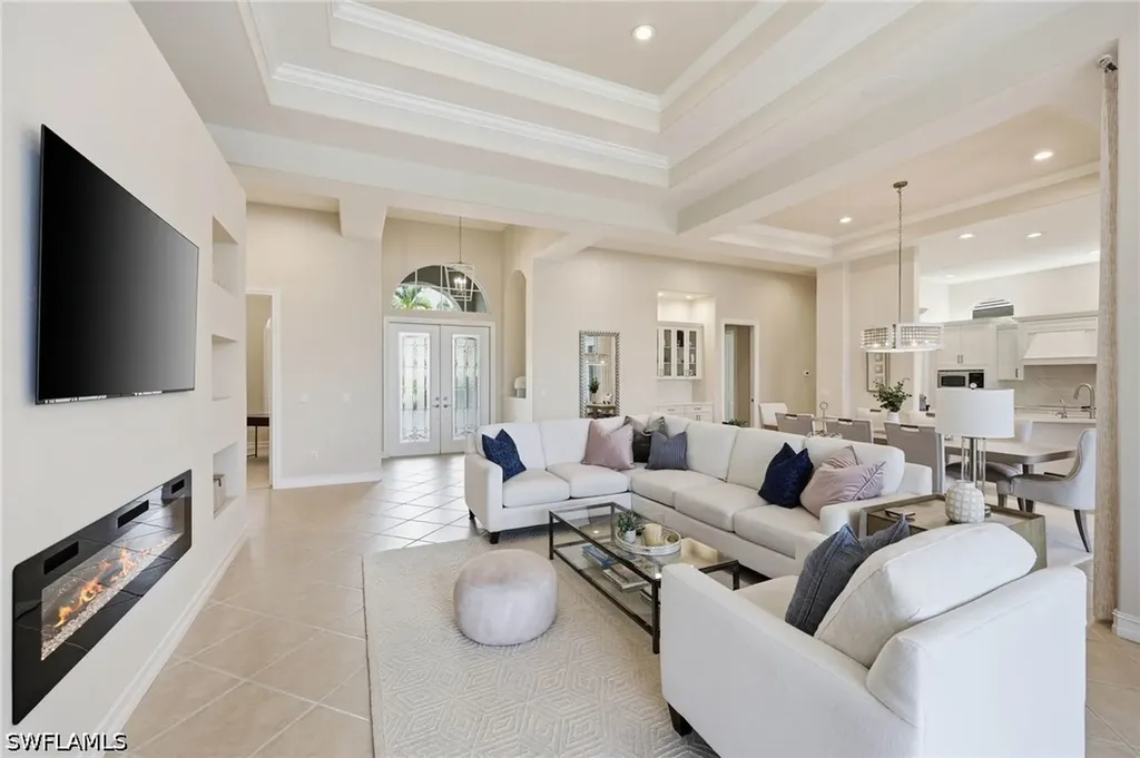 8950 Shenendoah Circle Naples FL 34113
