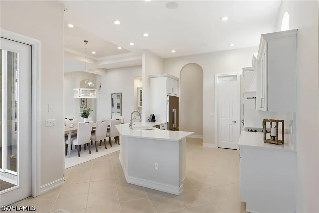 8950 Shenendoah Circle Naples FL 34113