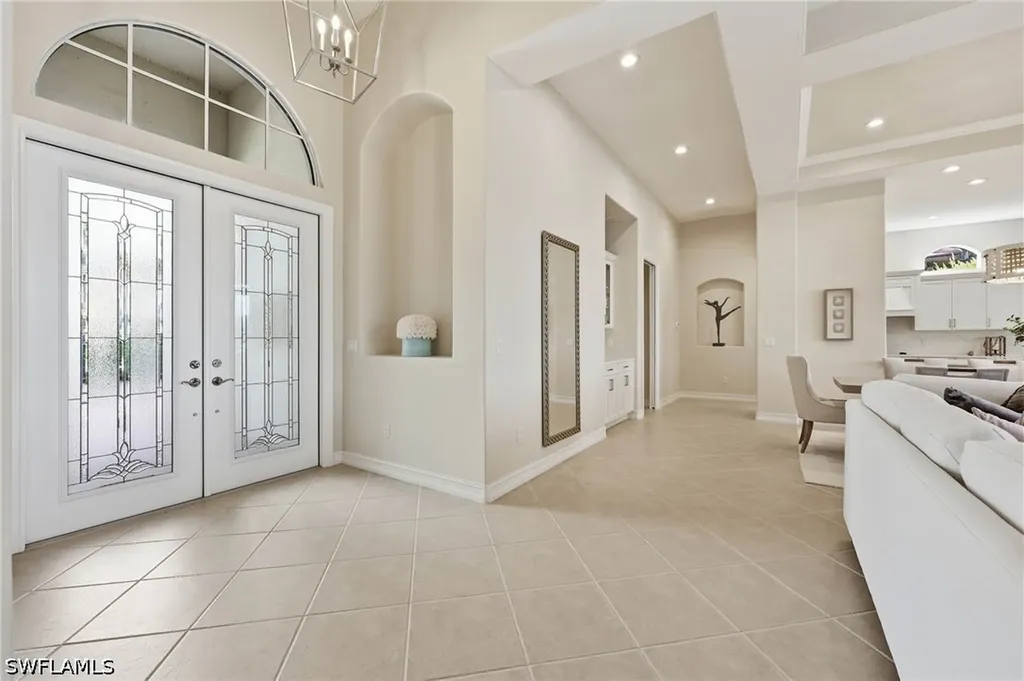 8950 Shenendoah Circle Naples FL 34113