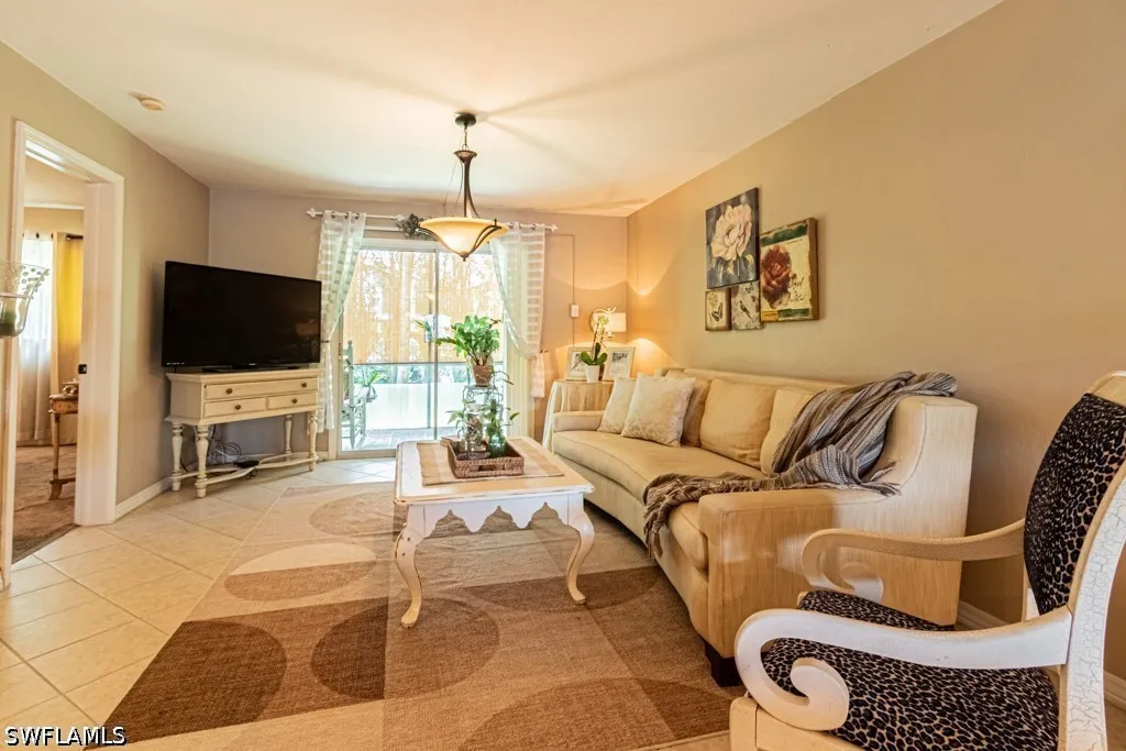 130 Cypress Way E Naples FL 34110