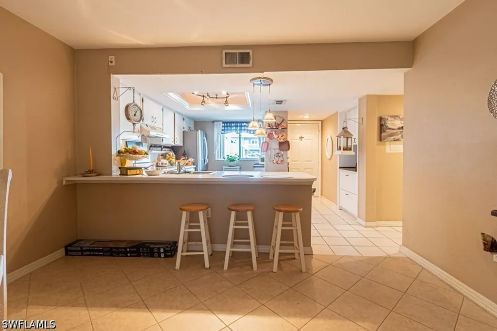 130 Cypress Way E Naples FL 34110