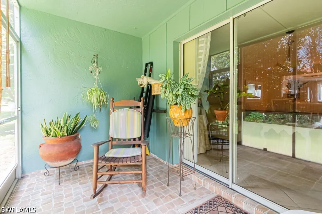 130 Cypress Way E Naples FL 34110
