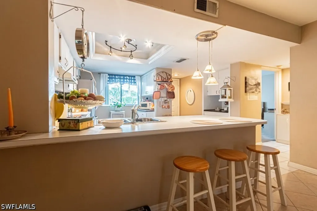 130 Cypress Way E Naples FL 34110