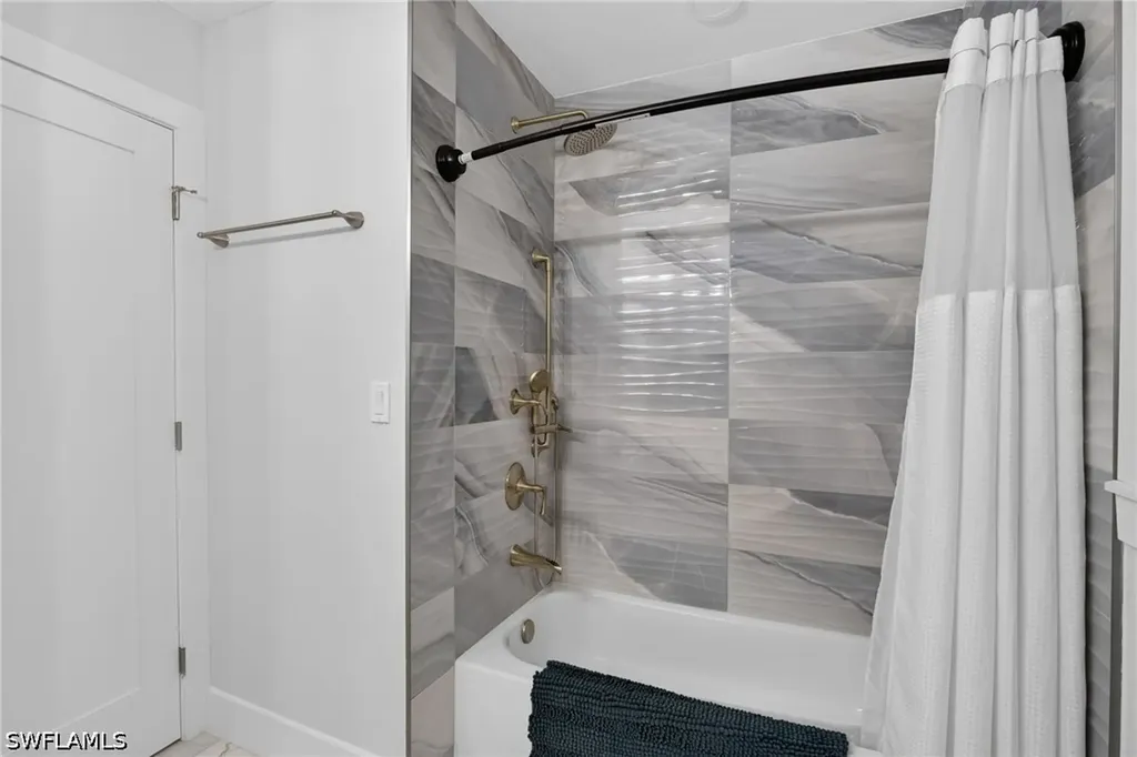 226 1st Street Bonita Springs FL 34134