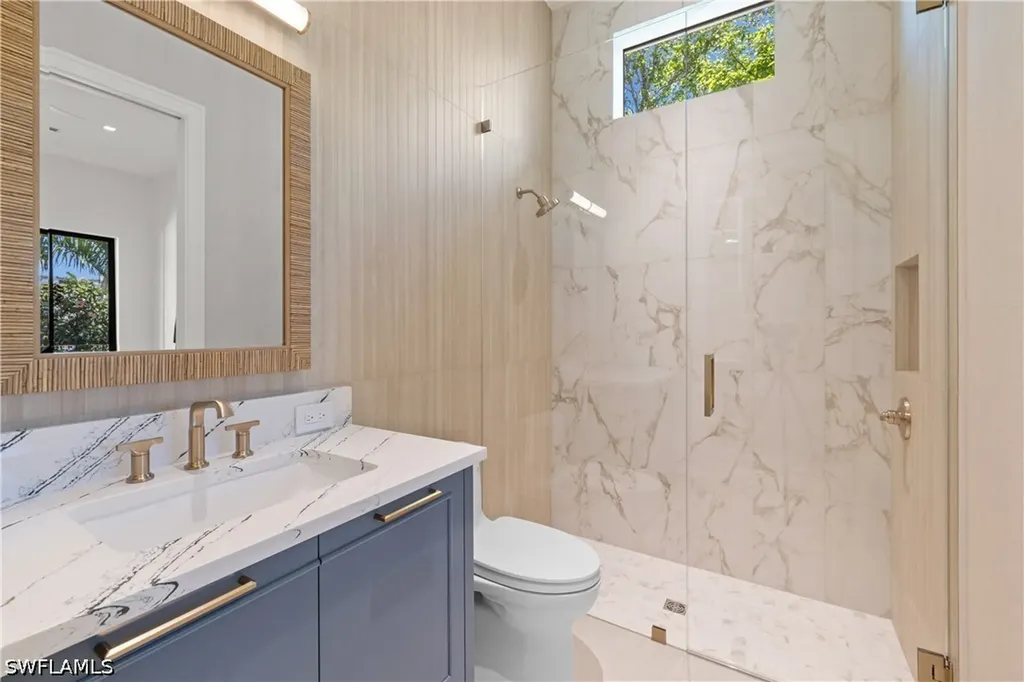 850 10th Street N Naples FL 34102