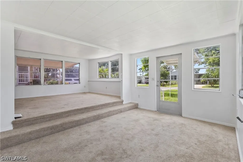 510 Menton Lane Naples FL 34112