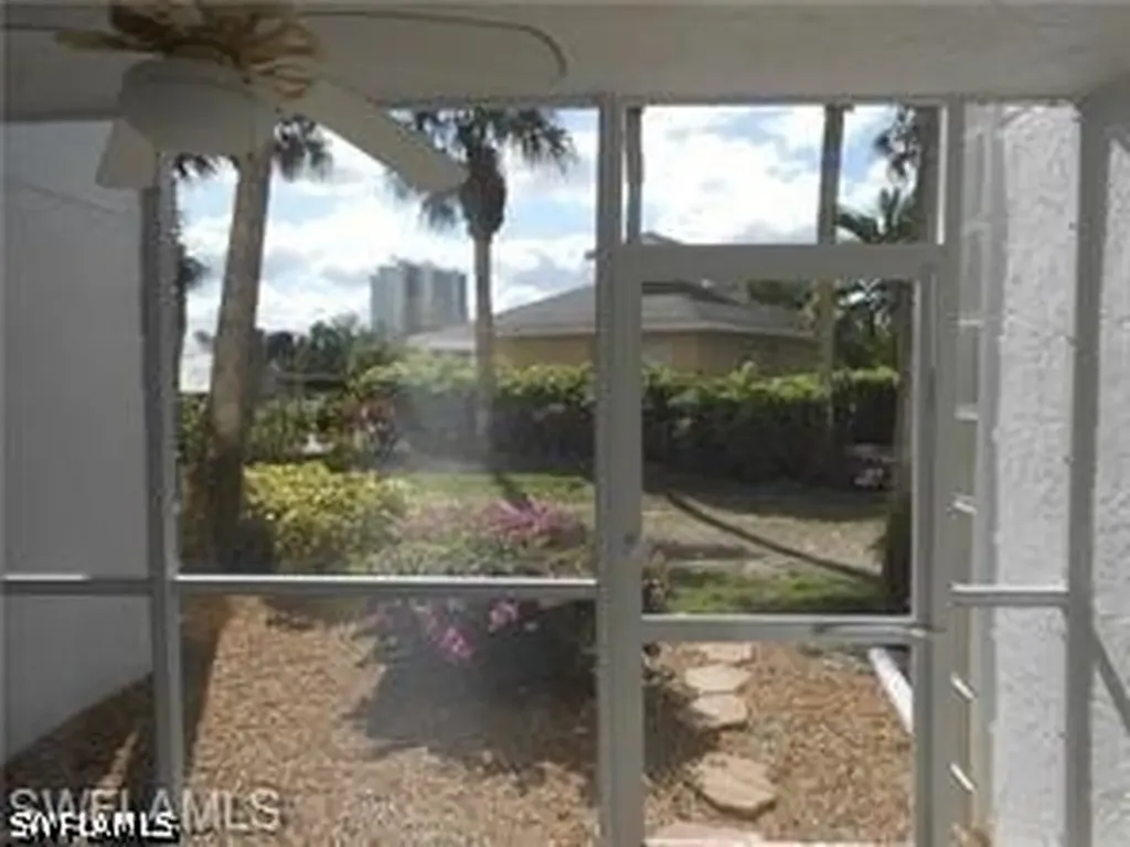 360 Horse Creek Drive Naples FL 34110