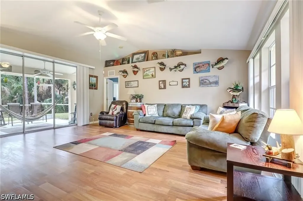 4070 10th Avenue SE Naples FL 34117